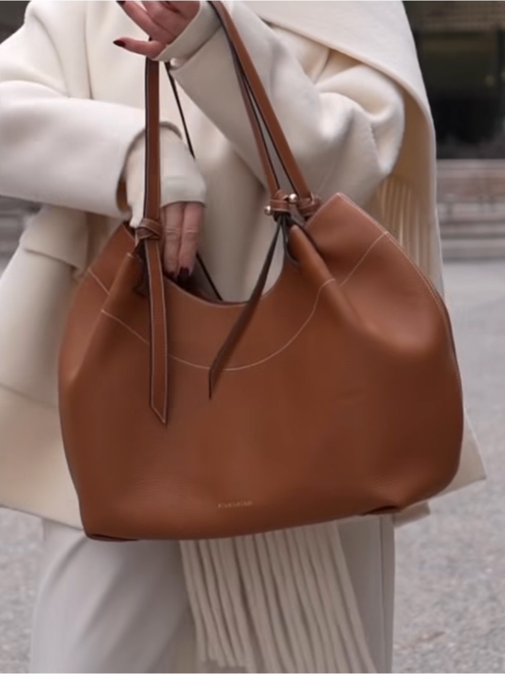 Strathberry Barra Tote Tan Leather Shoulder Tote Bag - Elegant Everyday Style - Picture 3 of 13